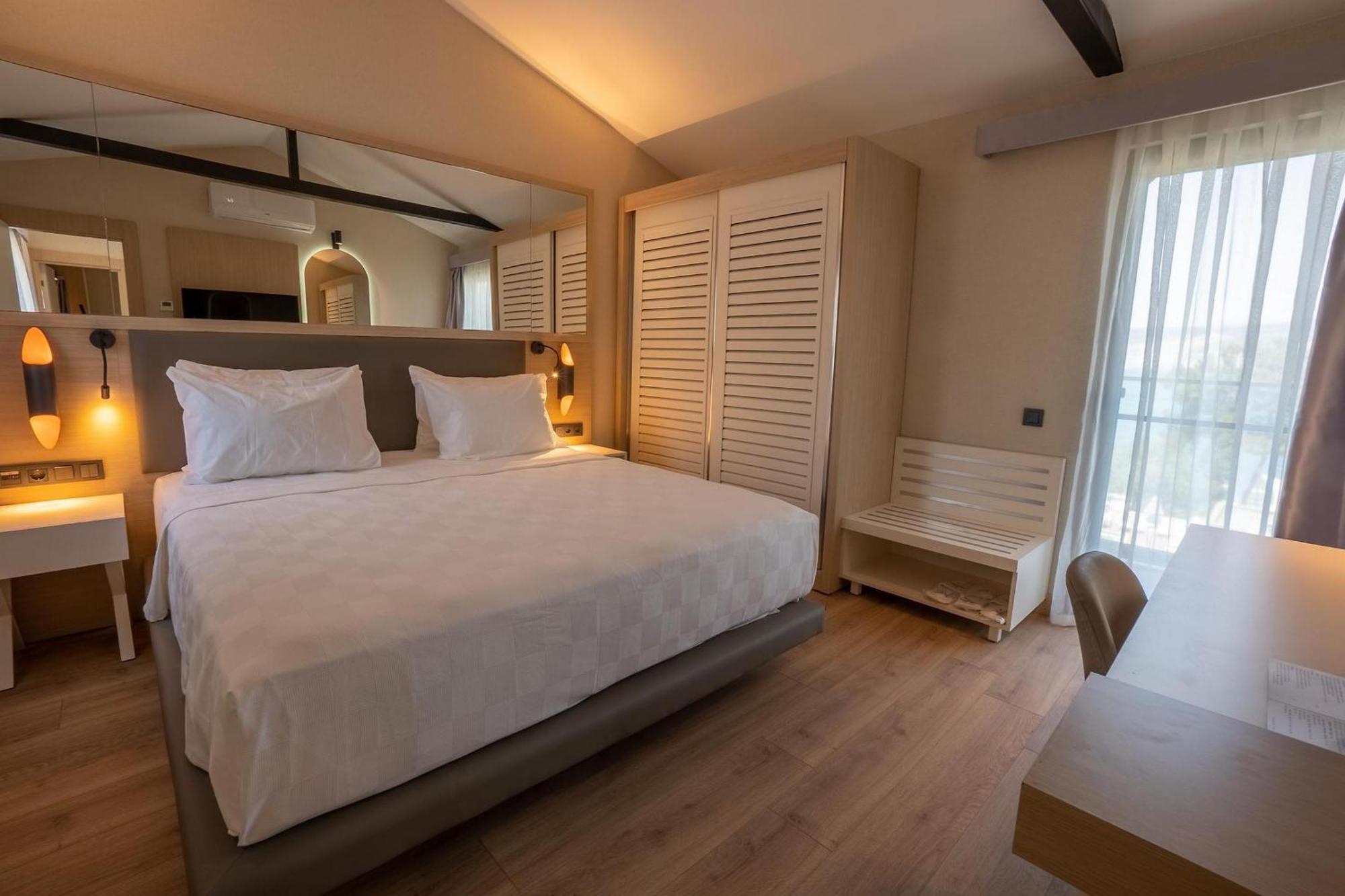 Long Beach Club Nature Akbuk  Ngoại thất bức ảnh