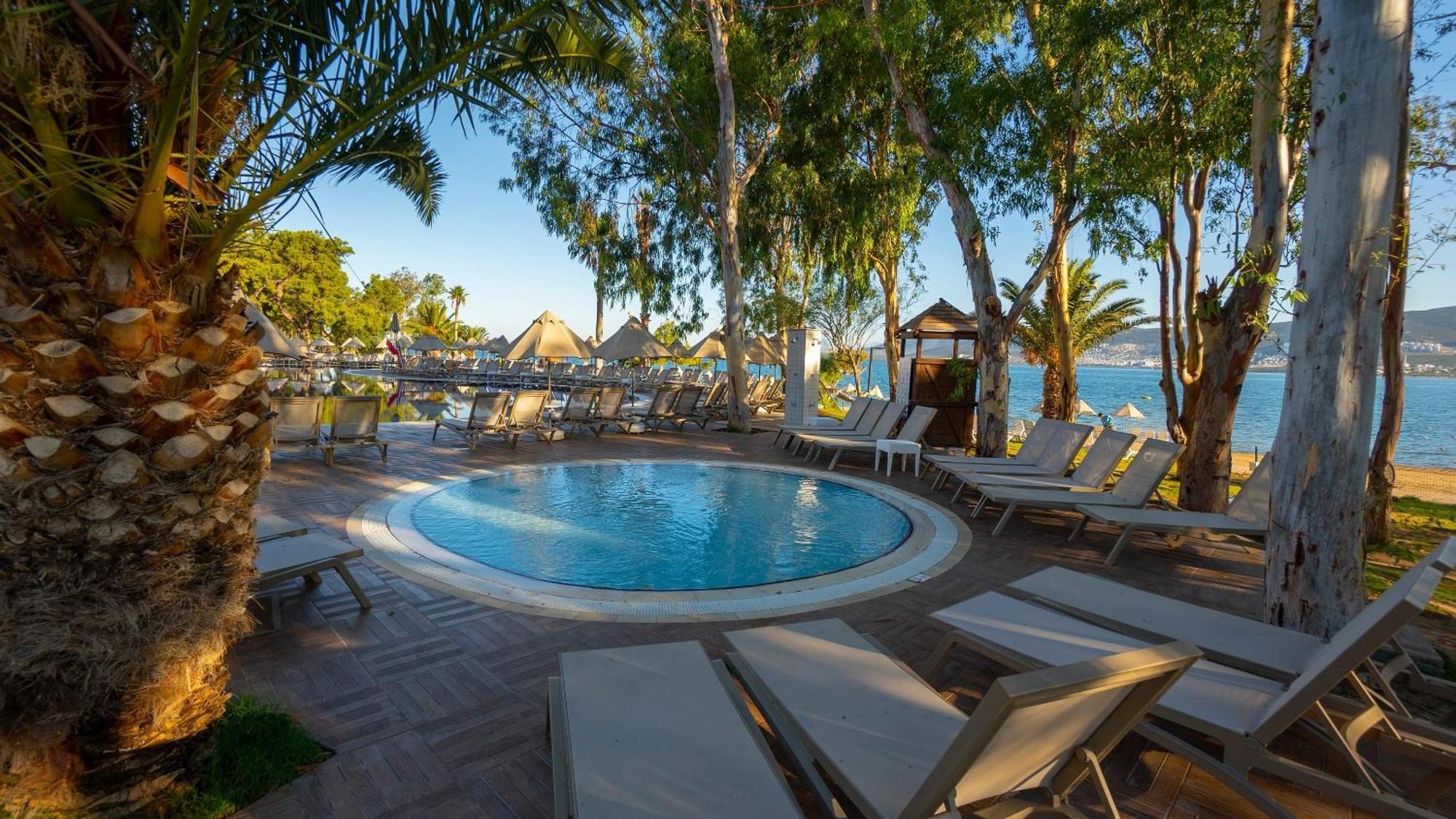 Long Beach Club Nature Akbuk  Ngoại thất bức ảnh